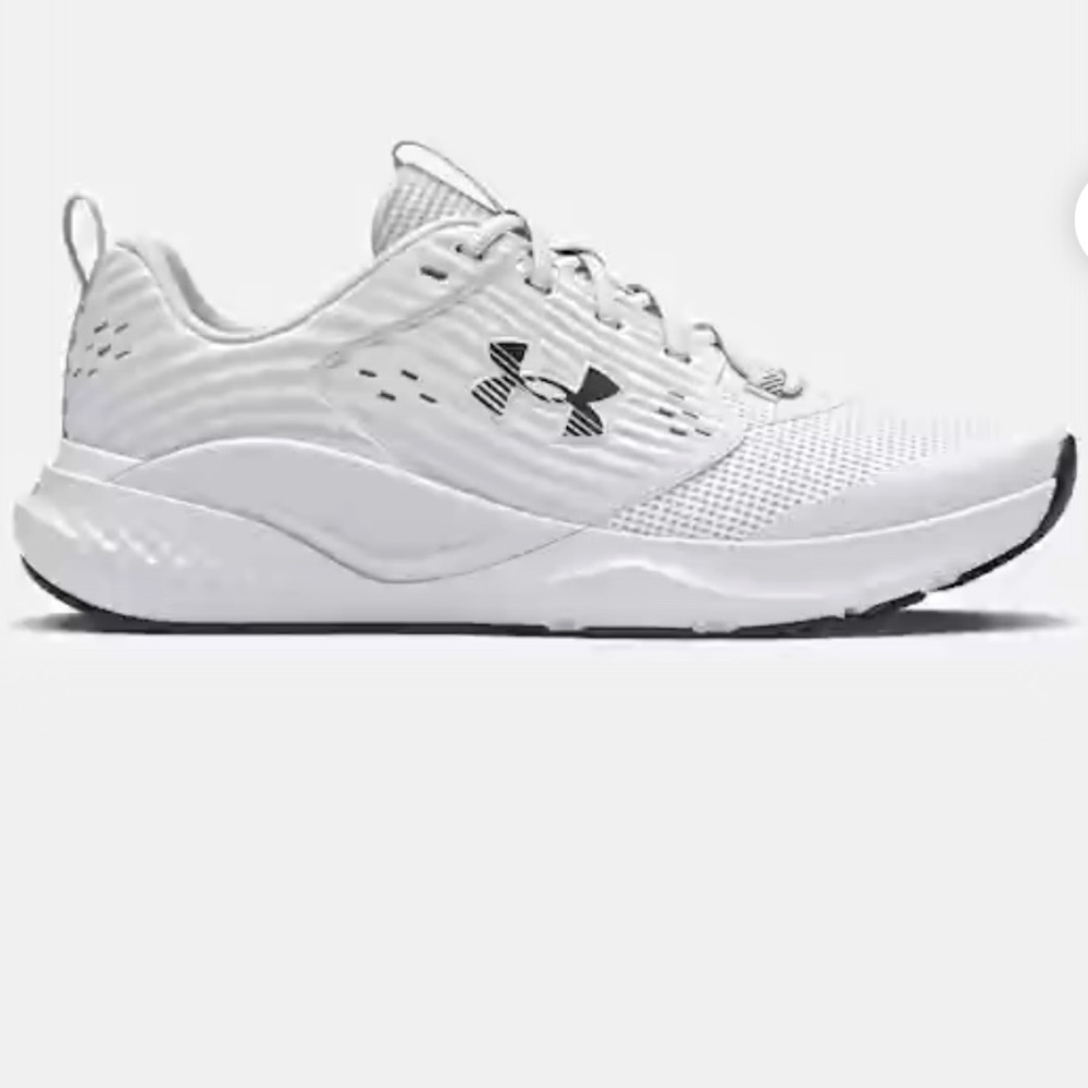 Unisex Women’s size 11 Under Armour Commit 4 Trainers) brand new/never worn)